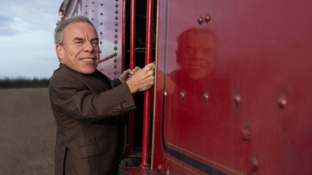 Warwick Davis regresa como Flitwick en la serie de Harry Potter de HBO