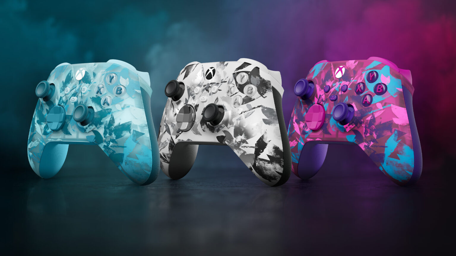 Xbox presenta mandos inalámbricos con diseño 'shattered' y acabados vibrantes