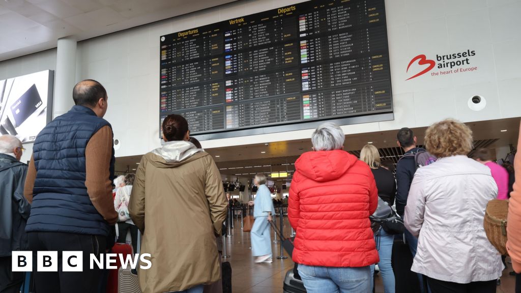 Ciberataque paraliza software de aeropuertos europeos