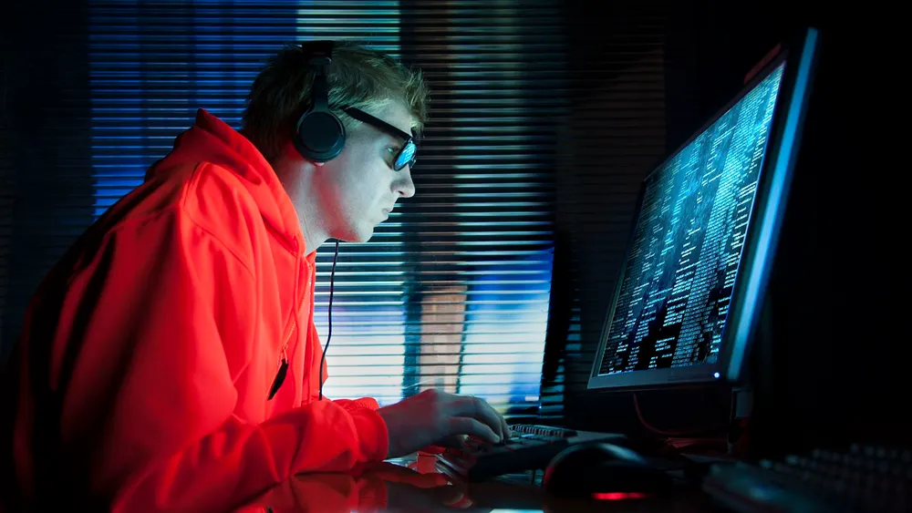 Ciberdelincuentes intentan sobornar a periodista de la BBC para hackearla