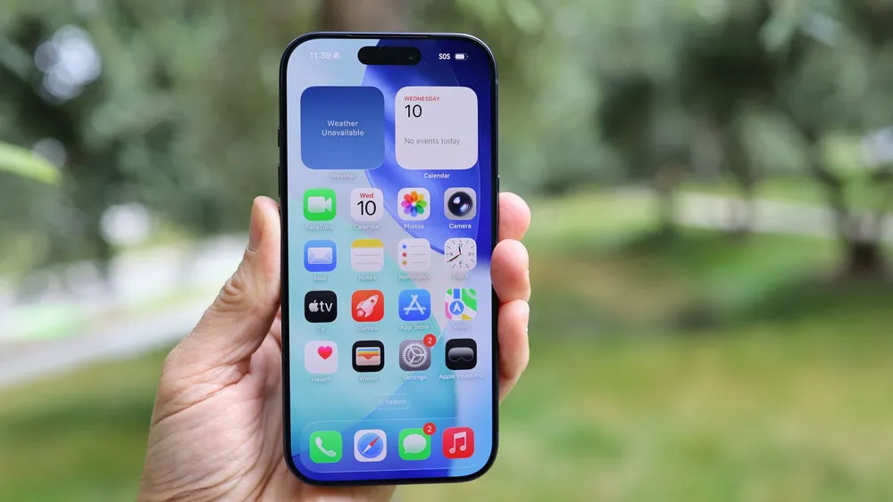 La beta de iOS 26.1 introduce cambios en Apple TV y prepara IA de terceros