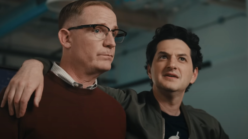 The Outer Worlds 2: Ben Schwartz propone sobornar a los jugadores en un nuevo anuncio