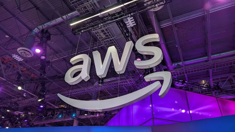 Caos digital: Amazon sufre una masiva caída de servicios