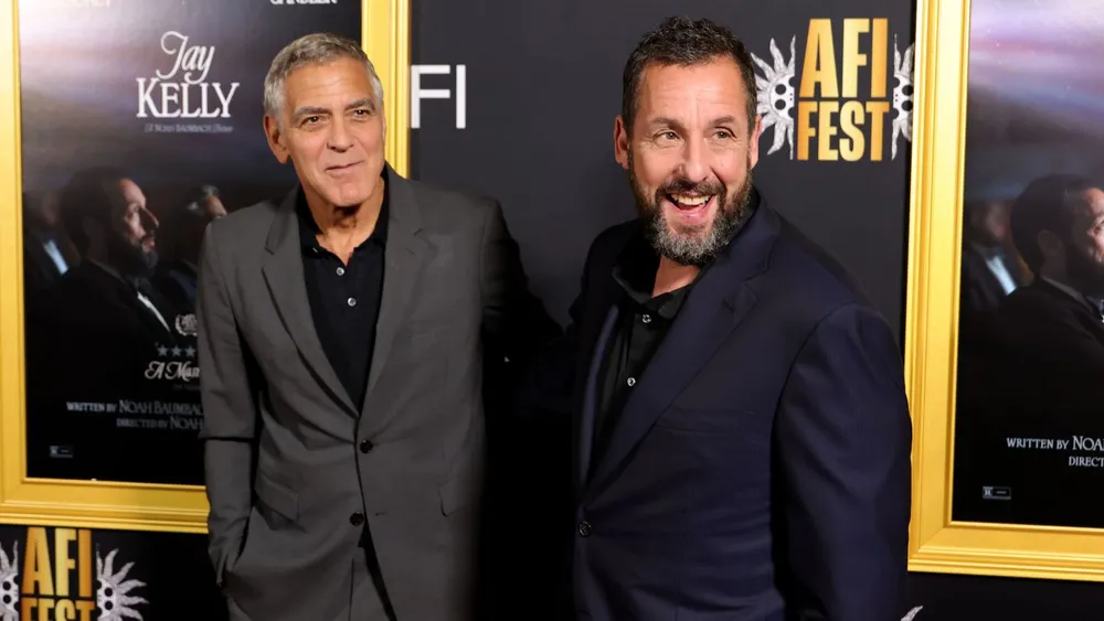 George Clooney defiende a Adam Sandler en su nuevo proyecto