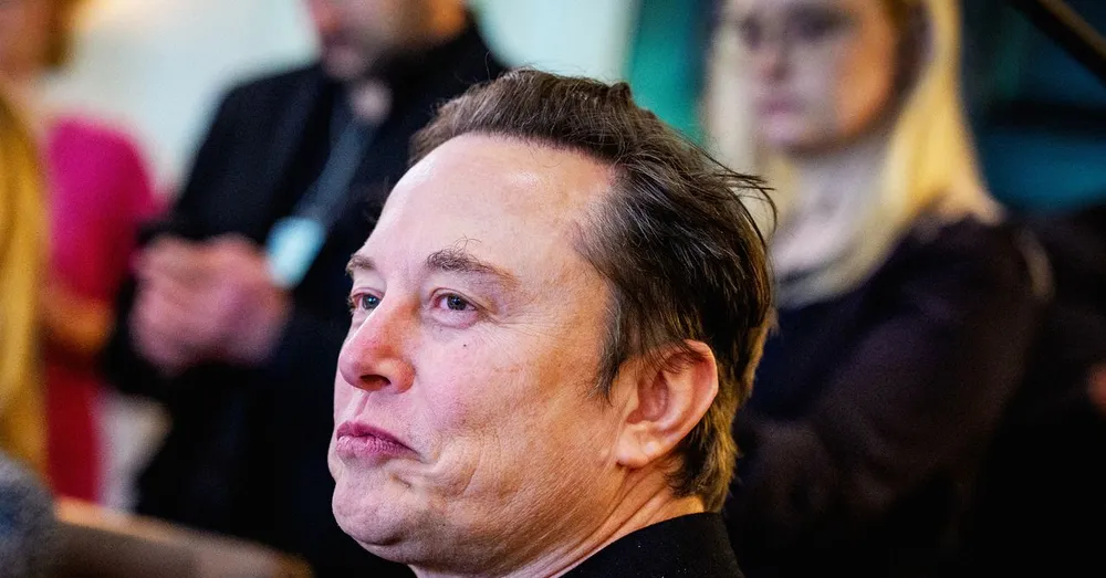 La Wikipedia de Elon Musk, Grokipedia, difunde desinformación de extrema derecha