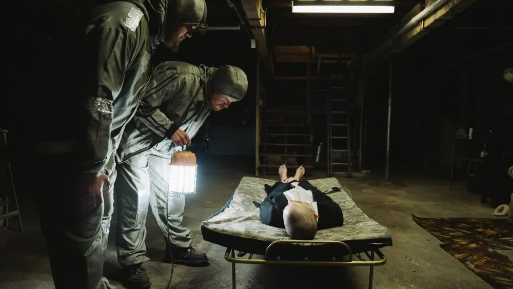 El compositor de 'Bugonia' creó la banda sonora sin leer el guion