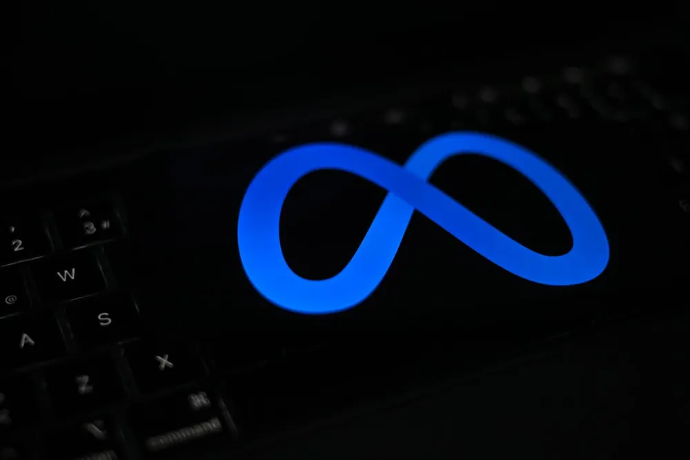 El Consejo de Meta aprueba dejar contenido manipulado en Facebook