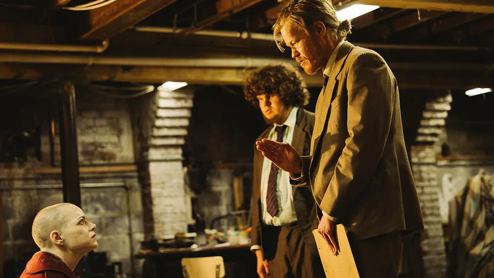 Bugonia: El thriller que desafía el presente de EE. UU.