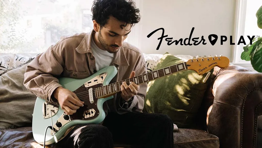 Fender Play llega a los televisores Samsung para aprender a tocar la guitarra