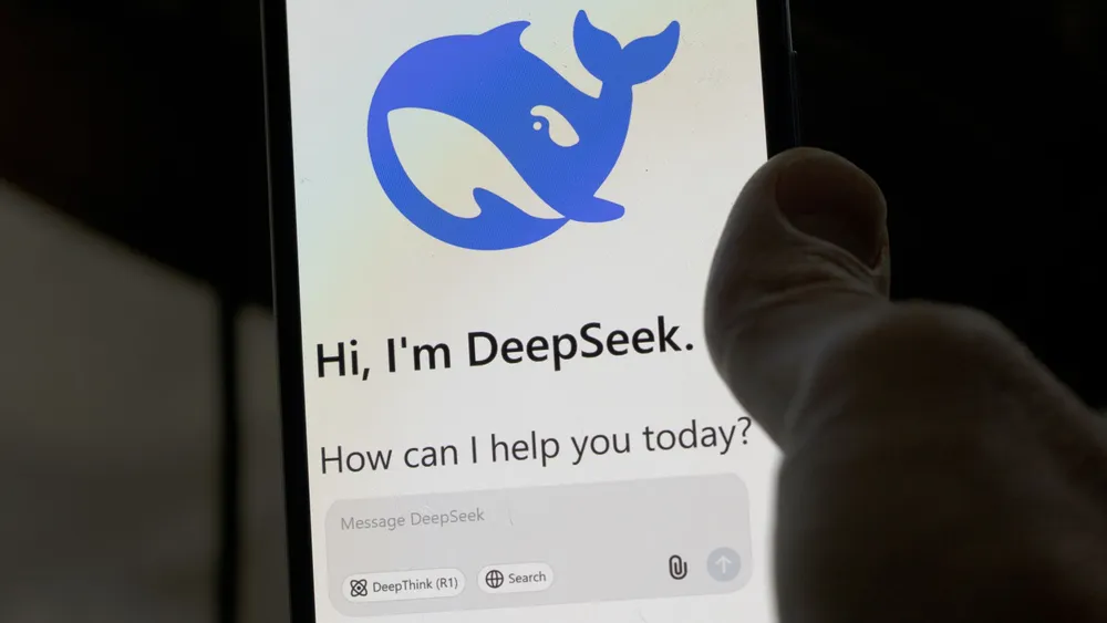 DeepSeek revoluciona la IA para solucionar el problema con la RAM