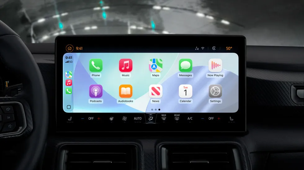 Apple permitiría asistentes de IA de terceros como ChatGPT en CarPlay