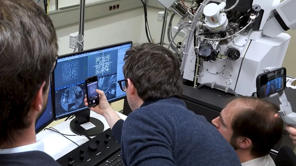 Investigadores logran el código QR más pequeño del mundo